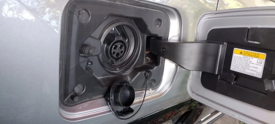 2022 Toyota RAV4 5th Gen - Image 8 of 19