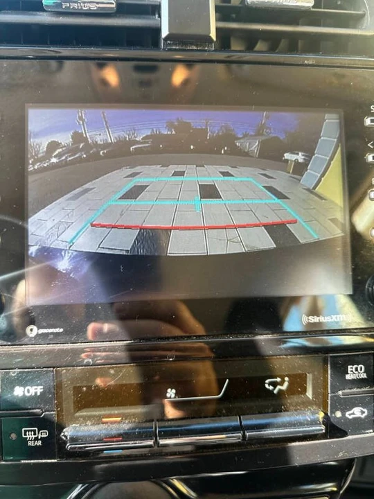 2022 Toyota Prius 4th Gen - Image 11 of 12