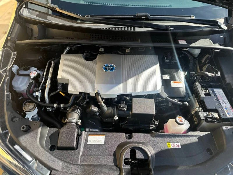2022 Toyota Prius 4th Gen - Image 12 of 12