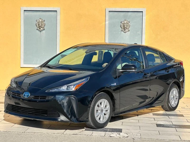 2022 Toyota Prius 4th Gen - Image 3 of 12