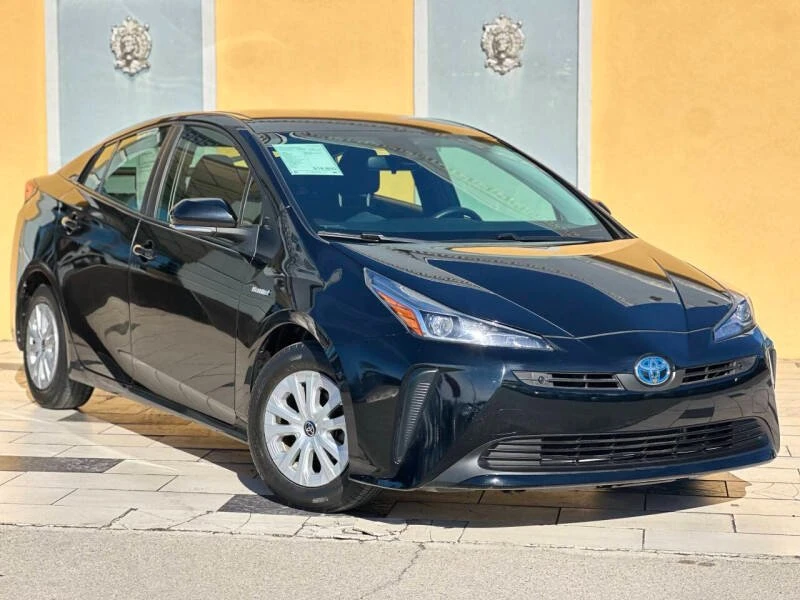 2022 Toyota Prius 4th Gen - Image 2 of 12