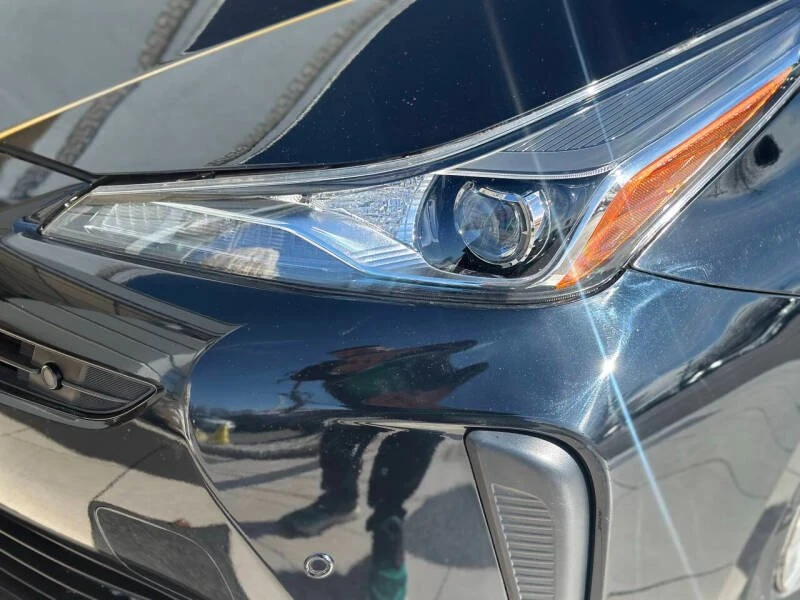 2022 Toyota Prius 4th Gen - Image 4 of 12