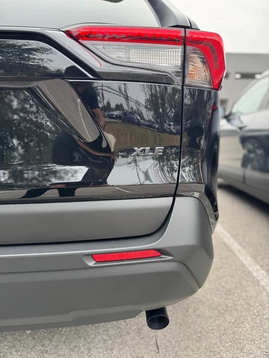 2022 Toyota RAV4 5th Gen - Image 6 of 15