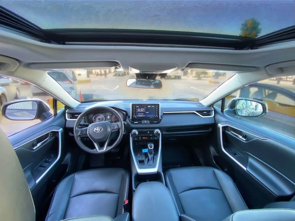 2022 Toyota RAV4 5th Gen - Image 2 of 5