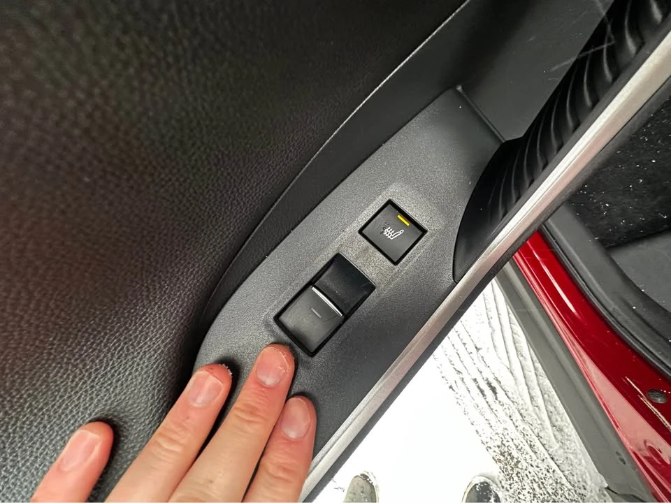 2022 Toyota RAV4 5th Gen - Image 11 of 12