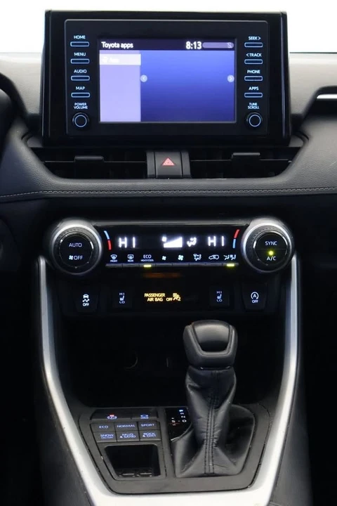 2022 Toyota RAV4 5th Gen - Image 10 of 18