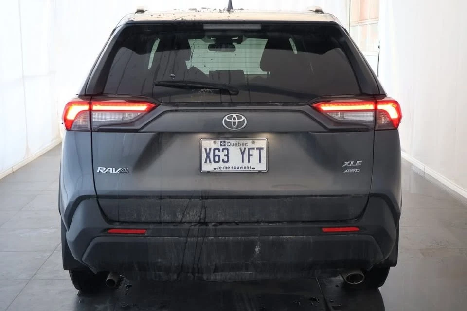 2022 Toyota RAV4 5th Gen - Image 18 of 18
