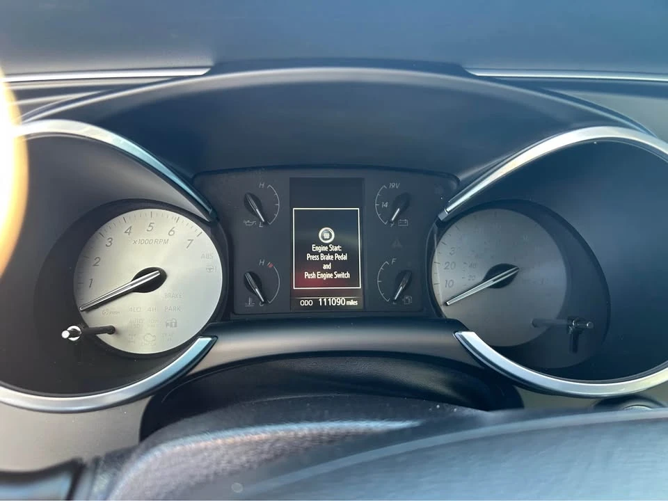 2022 Toyota Sequoia 3rd Gen - Image 11 of 11