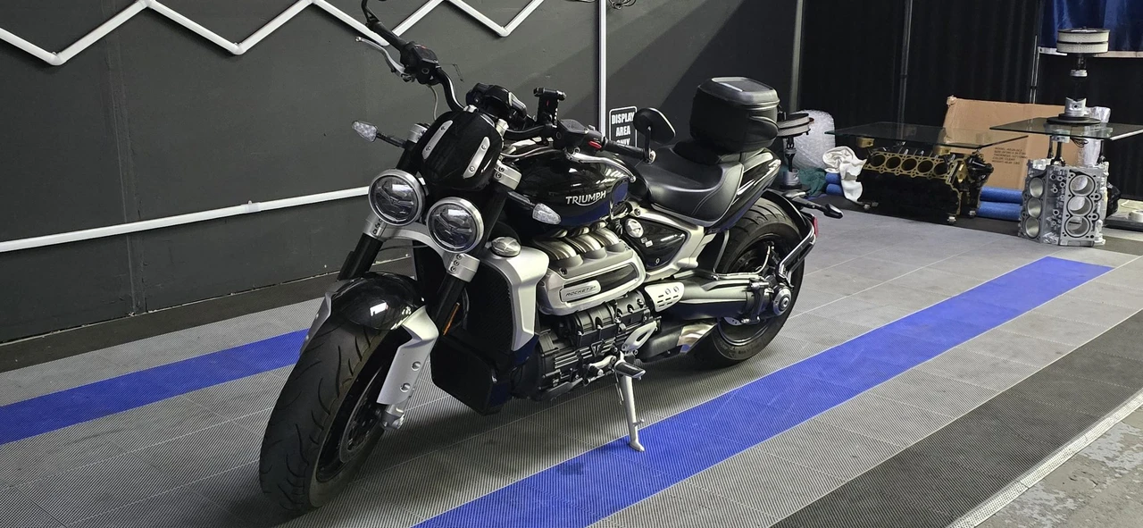 2022 Triumph - Image 8 of 31