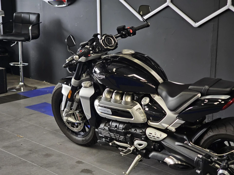 2022 Triumph - Image 29 of 31