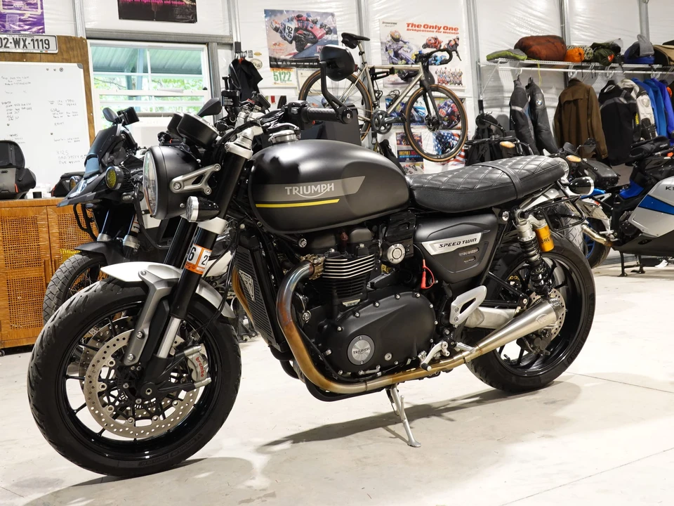 2022 Triumph Speed Twin 1200 - Image 7 of 31
