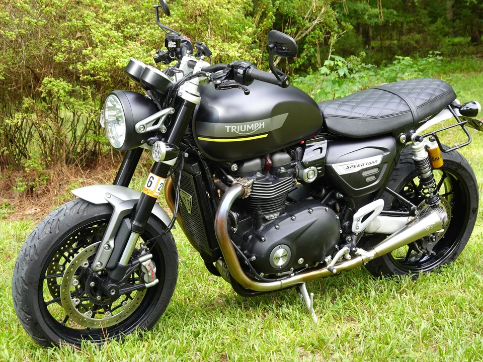 2022 Triumph Speed Twin 1200 - Image 3 of 31