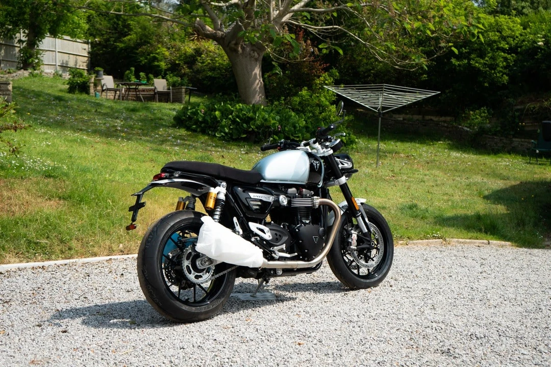 2022 Triumph Speed Twin 1200 - Image 7 of 30