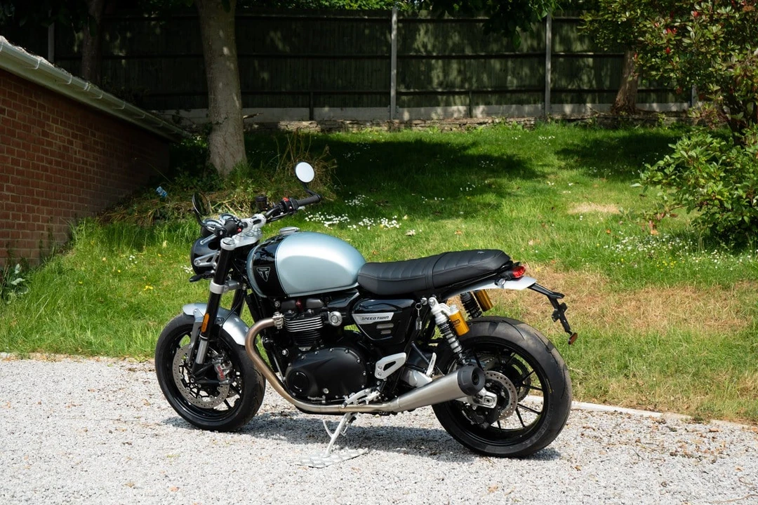 2022 Triumph Speed Twin 1200 - Image 13 of 30