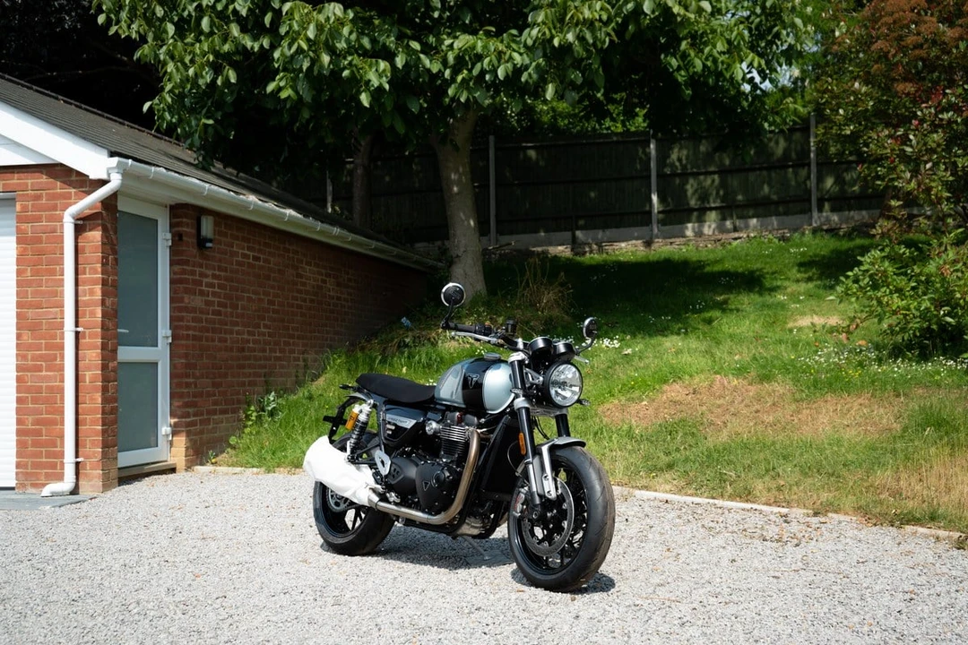 2022 Triumph Speed Twin 1200 - Image 9 of 30