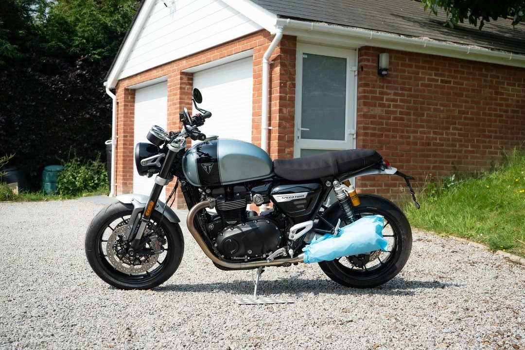 2022 Triumph Speed Twin 1200 - Image 27 of 30