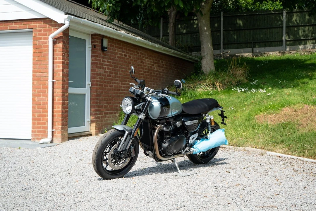 2022 Triumph Speed Twin 1200 - Image 18 of 30