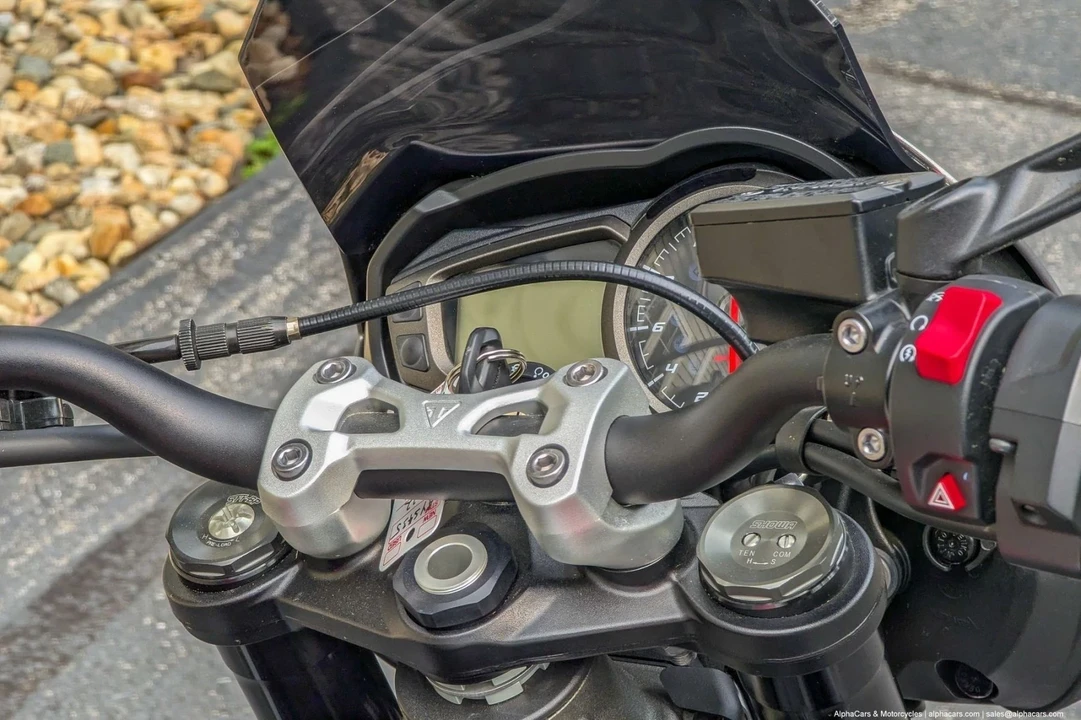 2022 Triumph - Image 20 of 21