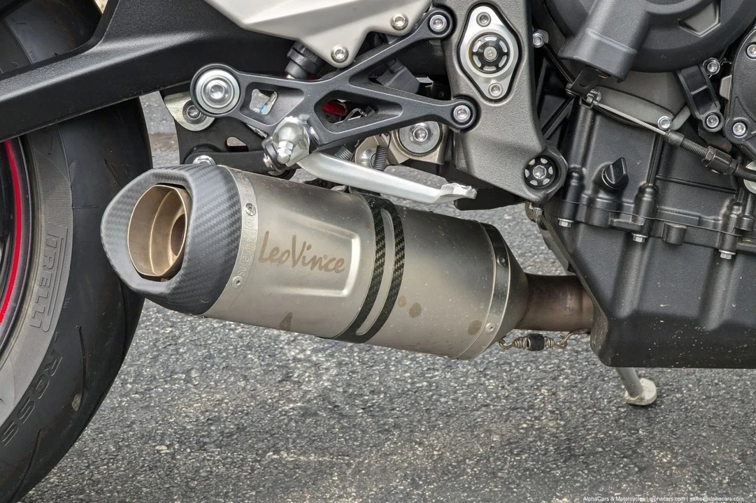 2022 Triumph - Image 16 of 21