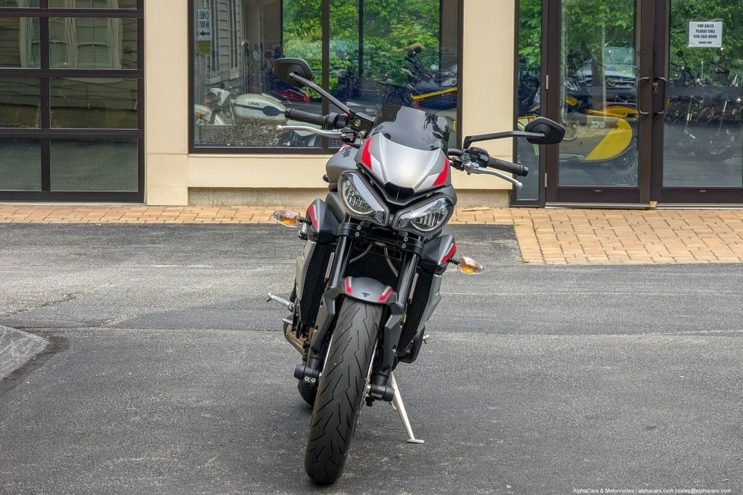 2022 Triumph - Image 3 of 21