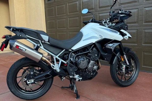 2022 Triumph Tiger (Triumph Motorcycles) - Image 2 of 6