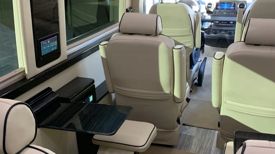 2022 Mercedes-Benz VS30 Sprinter - Image 7 of 19