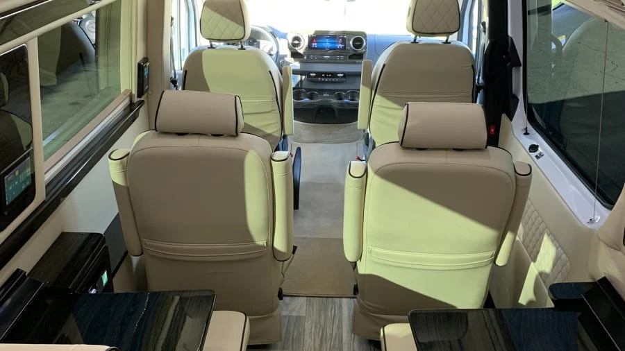 2022 Mercedes-Benz VS30 Sprinter - Image 13 of 19