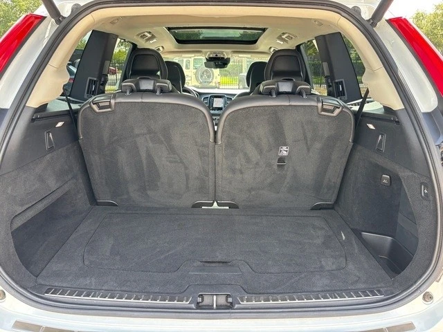 2022 Volvo XC90 2nd Gen - Image 19 of 21