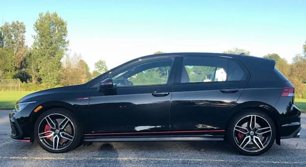 2022 Volkswagen Golf GTI S