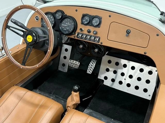 2022 Vanderhall - Image 15 of 21