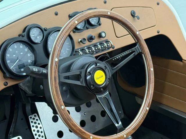 2022 Vanderhall - Image 17 of 21