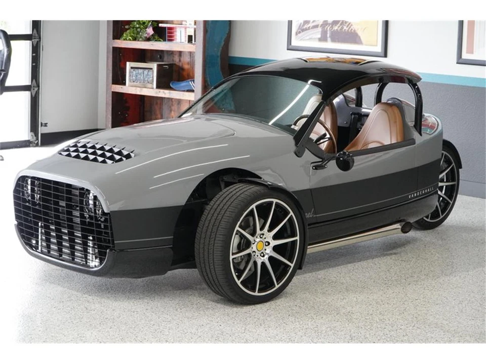 2022 Vanderhall Carmel - Image 2 of 31