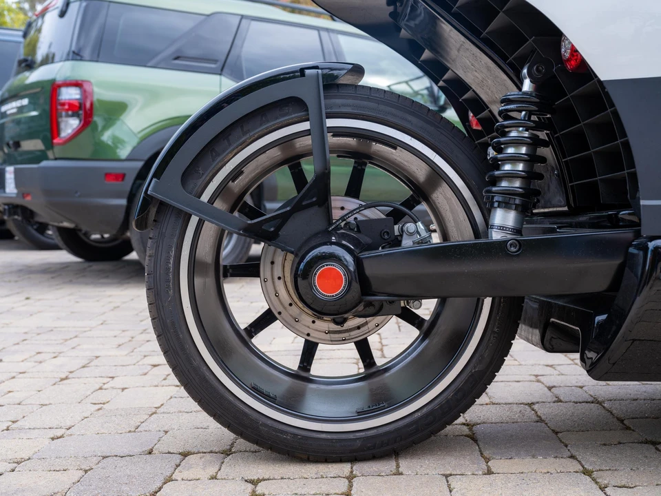 2022 Vanderhall Carmel - Image 28 of 31