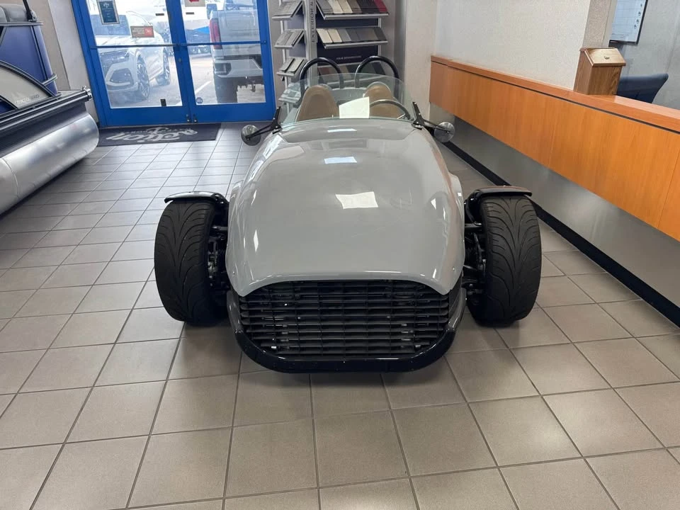 2022 Vanderhall Venice - Image 6 of 7