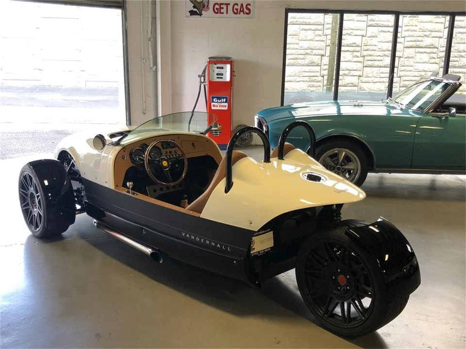 2022 Vanderhall Venice - Image 20 of 21