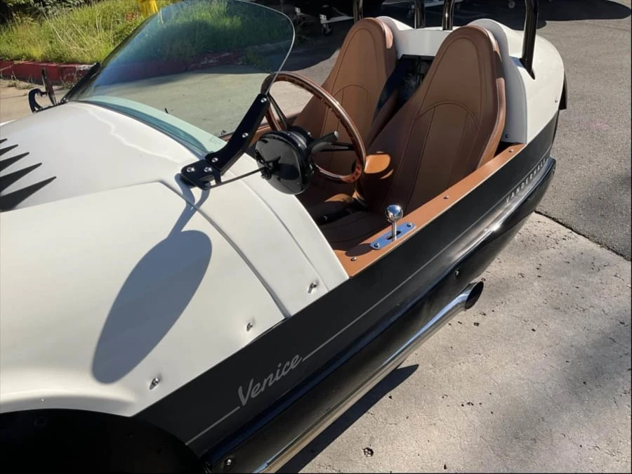 2022 Vanderhall Venice - Image 12 of 17
