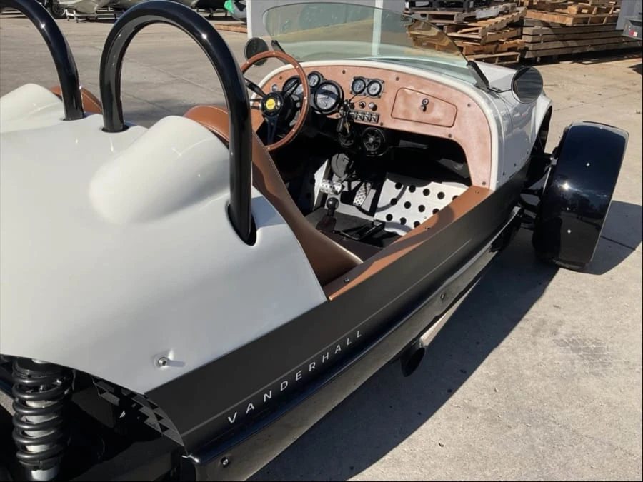 2022 Vanderhall Venice - Image 13 of 17