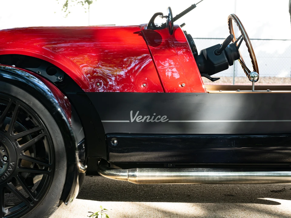 2022 Vanderhall Venice - Image 29 of 31