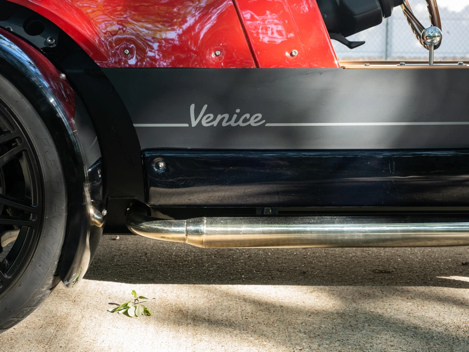 2022 Vanderhall Venice - Image 30 of 31
