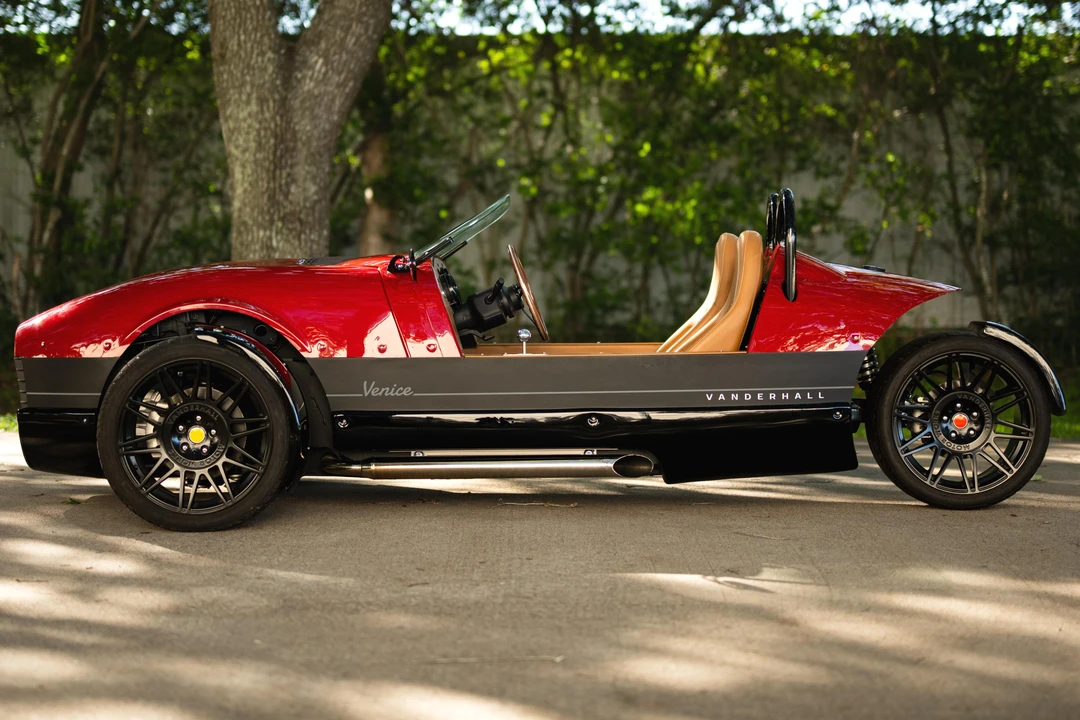 2022 Vanderhall Venice - Image 3 of 31