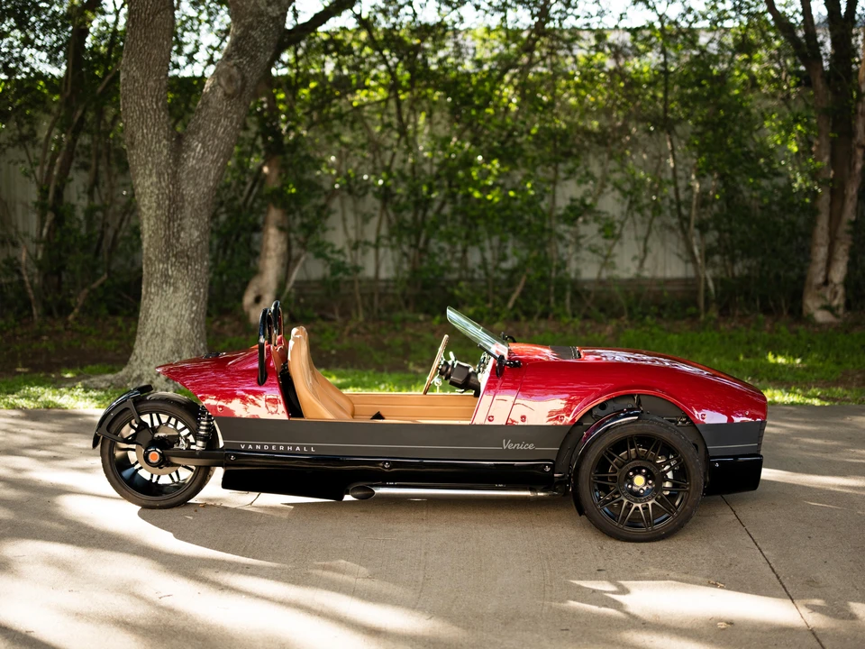 2022 Vanderhall Venice - Image 16 of 31
