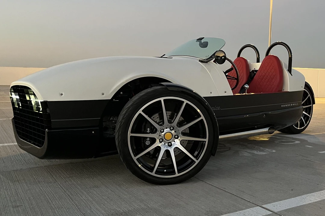 2022 Vanderhall Venice - Image 8 of 31