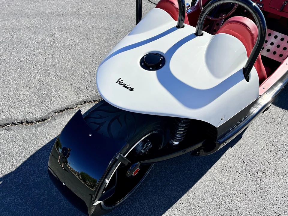 2022 Vanderhall Venice - Image 15 of 31