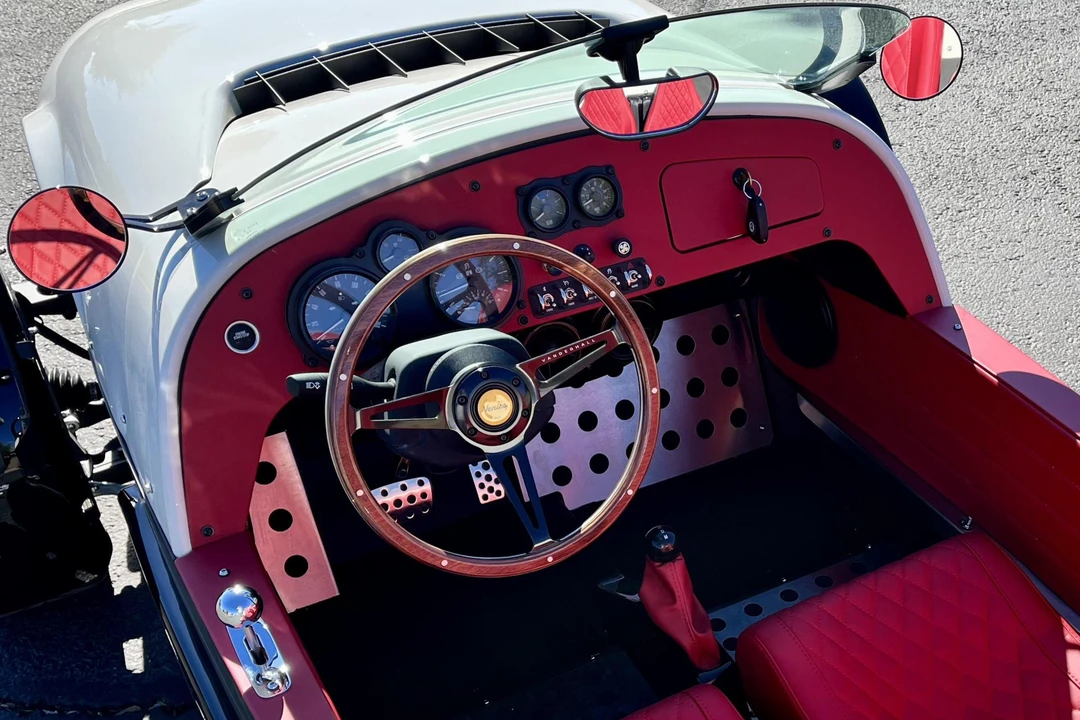 2022 Vanderhall Venice - Image 22 of 31
