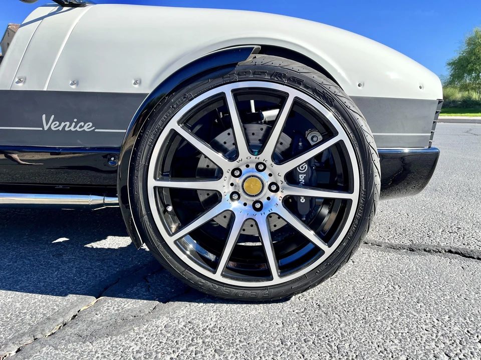 2022 Vanderhall Venice - Image 19 of 31