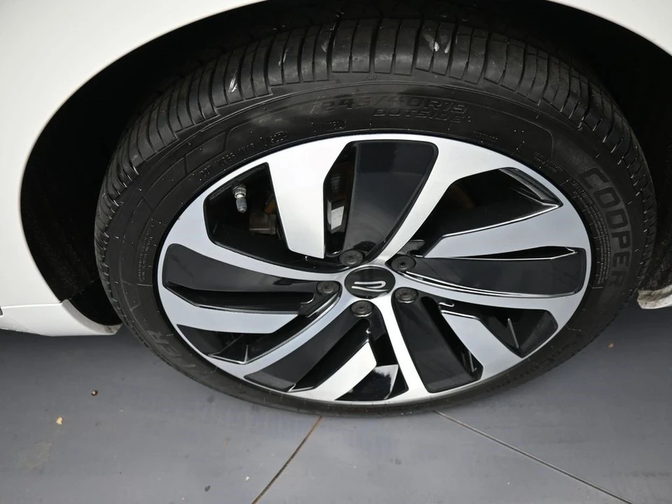2022 Volkswagen Arteon - Image 15 of 21