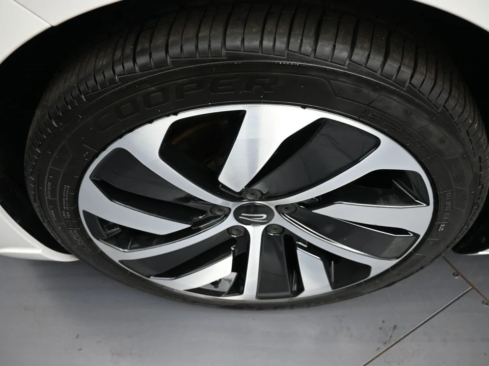 2022 Volkswagen Arteon - Image 14 of 21