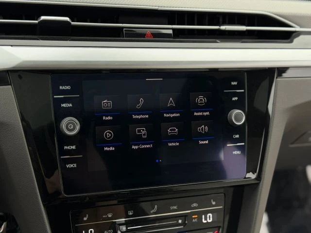 2022 Volkswagen Arteon - Image 25 of 29