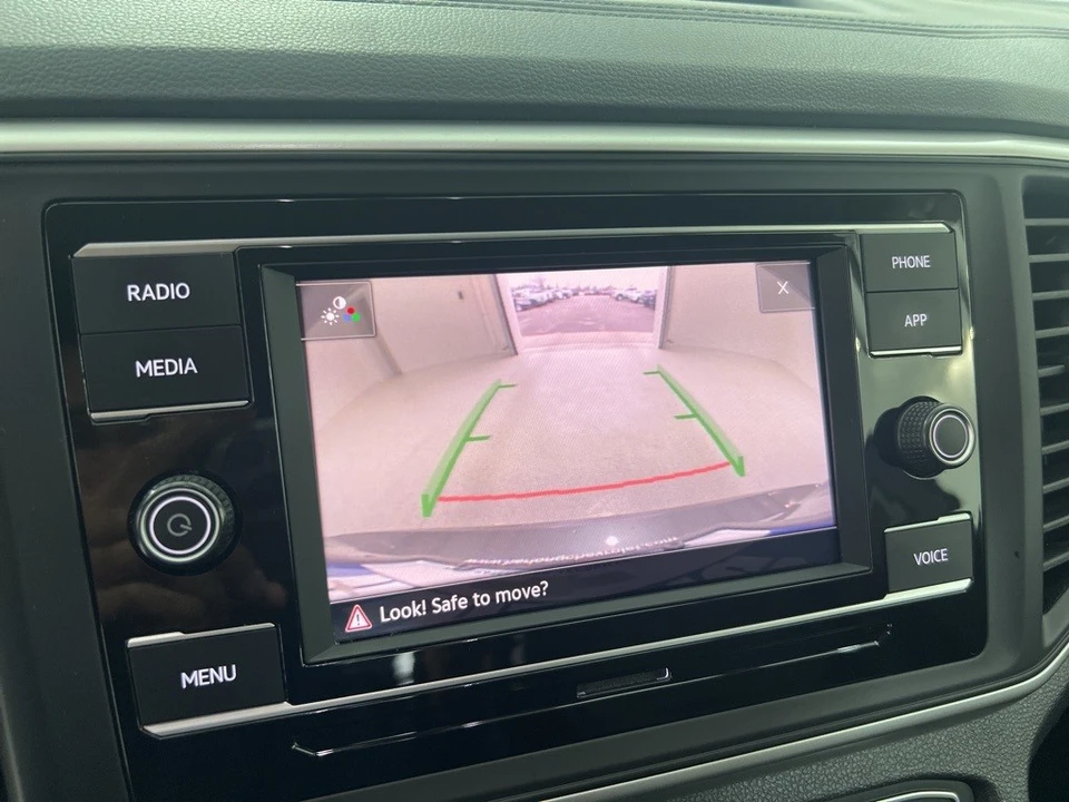 2022 Volkswagen Atlas - Image 13 of 21