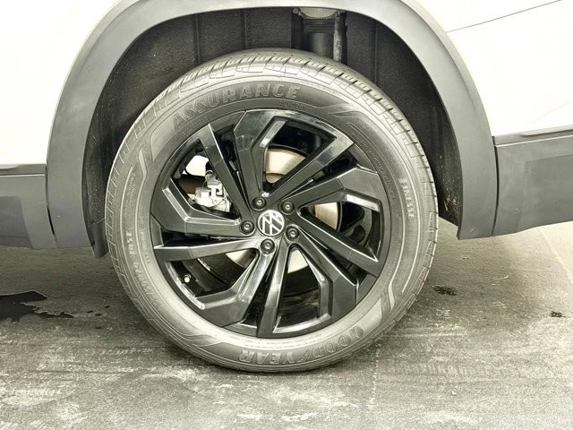 2022 Volkswagen Atlas - Image 17 of 21